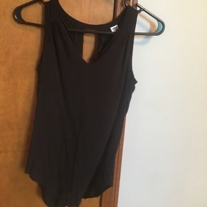 women’s old navy v-neck black tank top